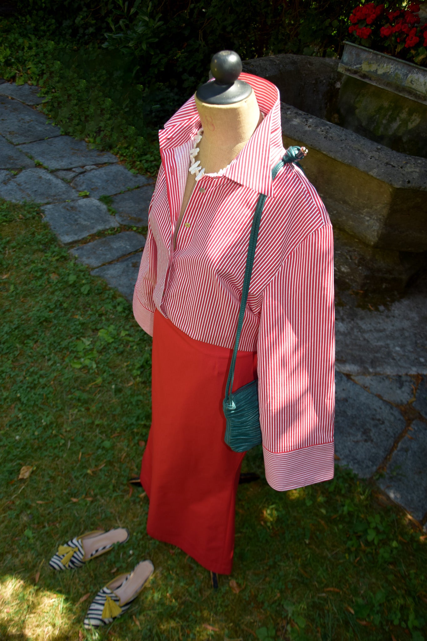 Handgefertigte Elan Bluse in Riviera aus der Kollektion The New Luxury von PALAIS du SOLEIL