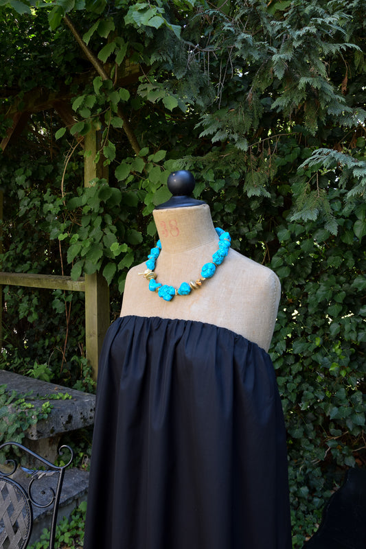 Handgefertigtes Nomade Dress in Black aus der Kollektion The New Luxury von PALAIS du SOLEIL