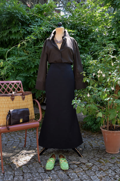 Sereine Skirt in Rot, Schwarz und Weiß – handgefertigter Rock aus der Kollektion The New Luxury von PALAIS du SOLEIL
