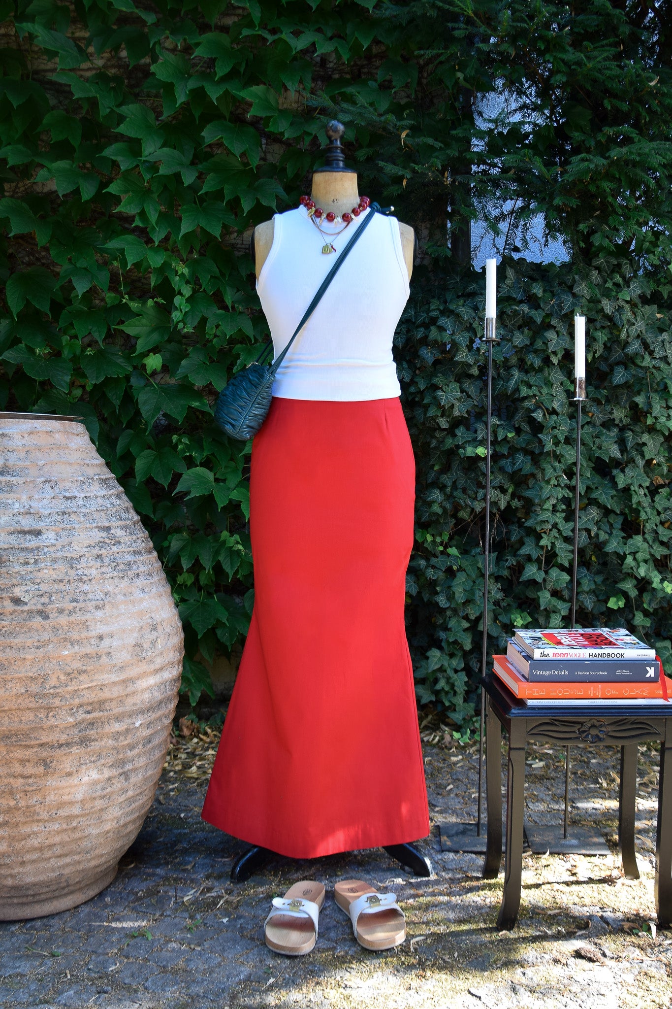 Sereine Skirt in Rot Schwarz  Weiss – handgefertigter Rock aus der Kollektion The New Luxury von PALAIS du SOLEIL